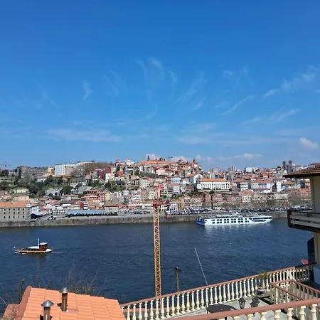 Douro 3 - View In Town * וילה נובה דה גאיה
