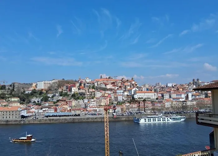 Douro 3 - View In Town * Vila Nova de Gaia